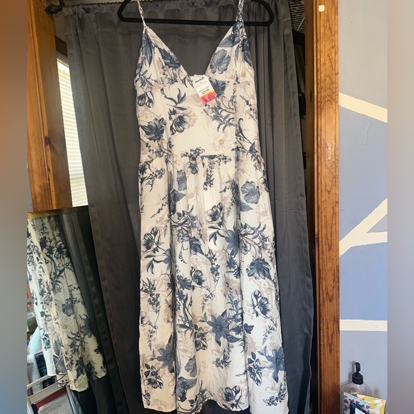 Marshalls Navy and Beige Floral Dress - Picture 1 of 3